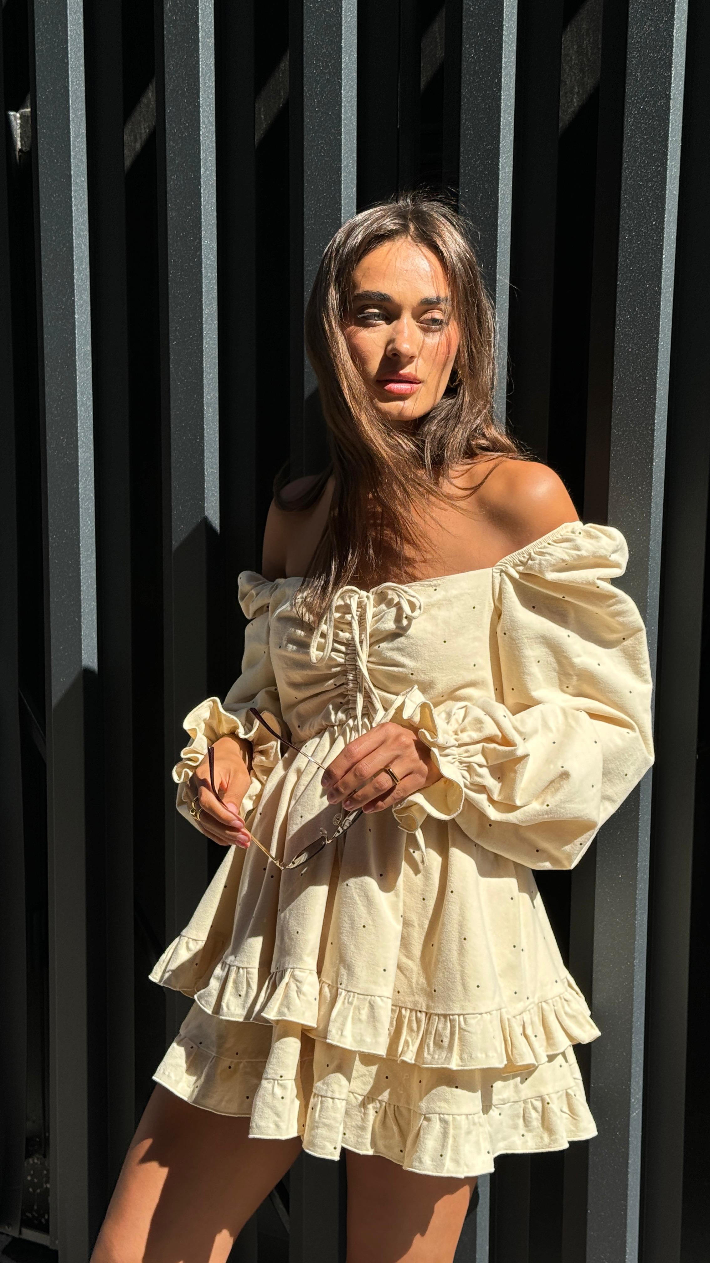 Sukienka LA ROMANCE jasny beż - obrazek 14