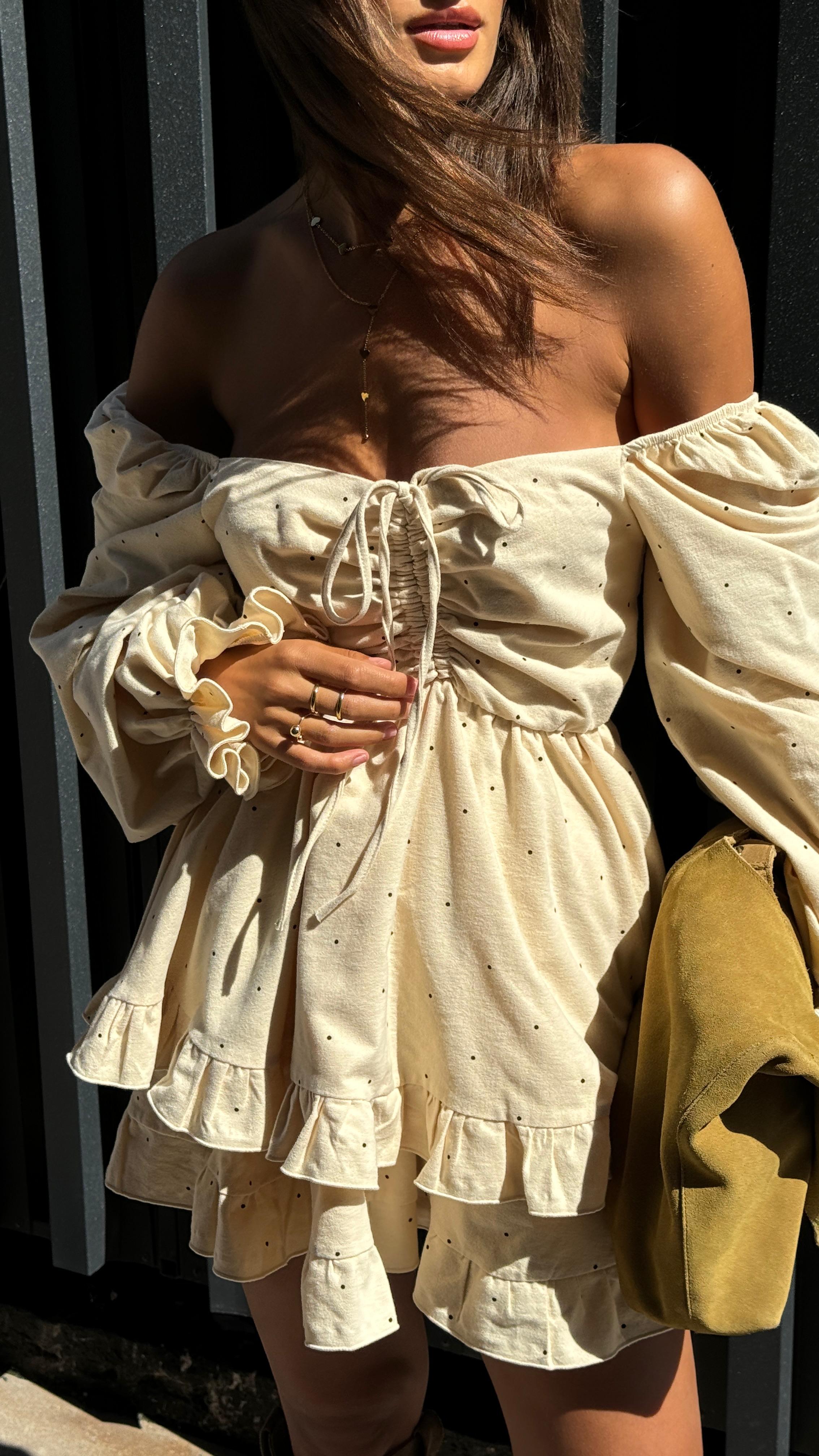 Sukienka LA ROMANCE jasny beż - obrazek 7